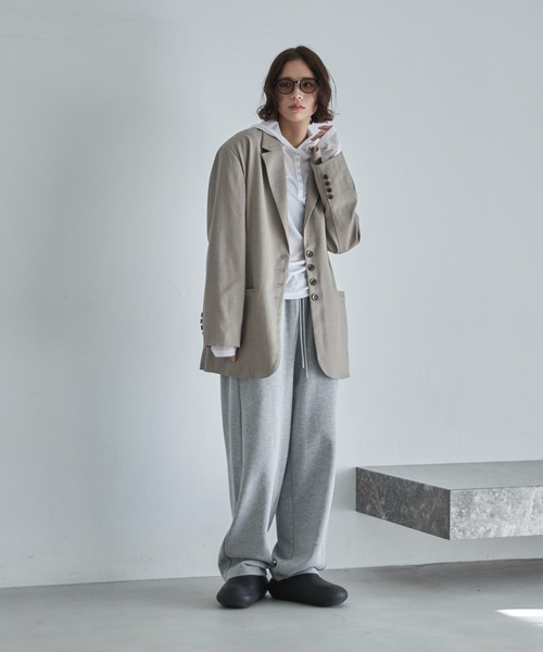 feepur（フェピュール）の「ヘンリーネックフーディーシアーロンTee（Tシャツ/カットソー・レディース・ブラウン/オフホワイト/グレー/ブラック・MEDIUM）」の19枚目の写真