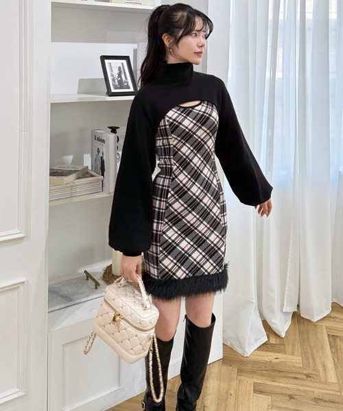 ROYAL PARTY（ロイヤルパーティー）の「チェックレイヤードヘムファーニットミニワンピース（ワンピース・レディース・ブラック/モカ/グレー・FREE）」の12枚目の写真