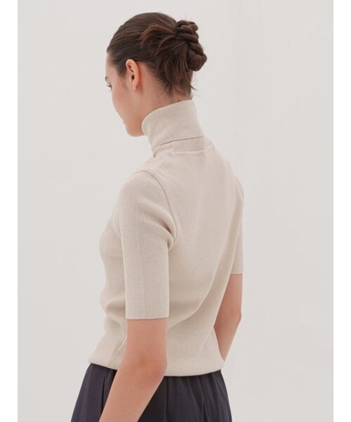 ACUD(アクド)の「Turtle Neck Ribbed Knit _Beige(ニット/セーター・レディース・ベージュ・FREE)」の4枚目の写真