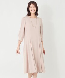 TO BE CHIC（トゥー ビー シック）の「バックサテンパネルライン フレアワンピース（ワンピース）」