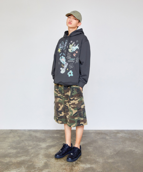 LMCの「SKETCH DOODLE HOODIE charcoal（パーカー・レディース・その他・S/M/L/XL）」の2枚目の写真