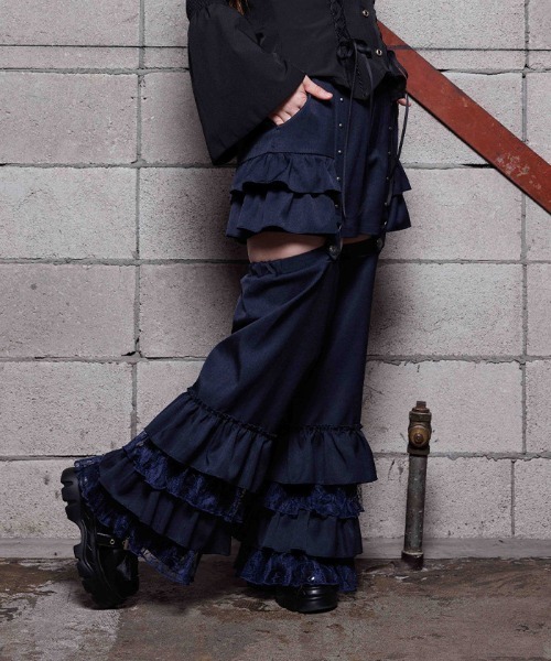 NIBBLE POISON(ニブルポイズン)の「フリルレッグカバー付パンツ(その他パンツ・レディース・ブラック/ネイビー・MEDIUM)」の8枚目の写真