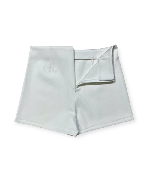 BORN SLIPPY(ボーンスリッピー)の「Soft Crystal Winter Fleece Shorts (Ivory)(その他パンツ・レディース・その他・SMALL/MEDIUM/LARGE)」の6枚目の写真