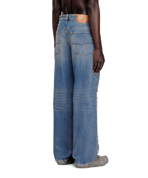 DIESEL(ディーゼル)の「メンズ デニムパンツ 2001 D-MACRO L.30(デニムパンツ・メンズ・インディゴブルー・28inch/30inch/26inch/36inch/32inch/34inch)」の2枚目の写真
