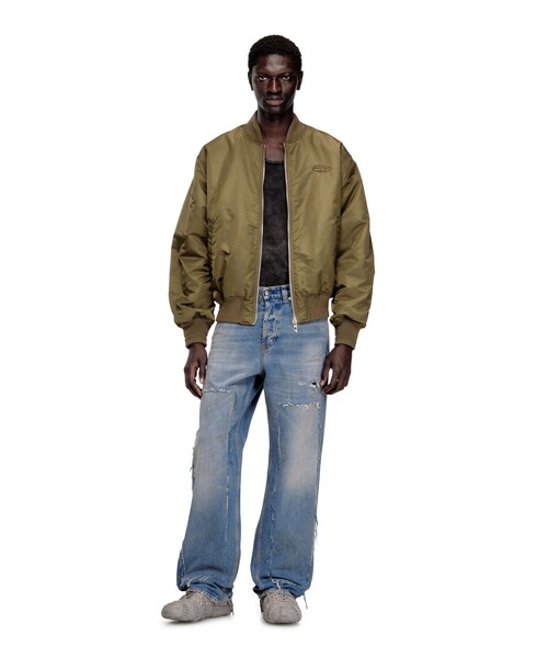 DIESEL(ディーゼル)の「メンズ デニムパンツ 2001 D-MACRO L.30(デニムパンツ・メンズ・インディゴブルー・28inch/30inch/26inch/36inch/32inch/34inch)」の3枚目の写真