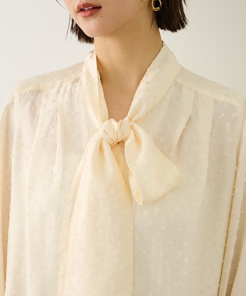 ROPE'（ロペ）の「2WAYドットジャガードボウタイブラウス/イージーケア（シャツ/ブラウス・レディース・ブラック/オフホワイト・FREE）」の18枚目の写真