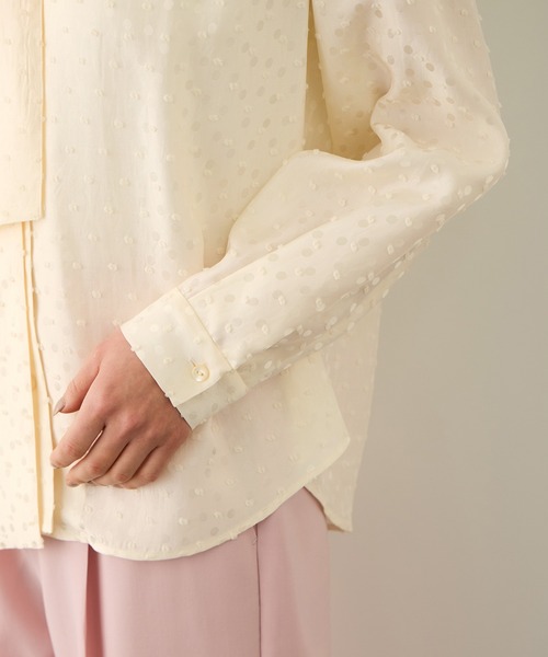 ROPE'（ロペ）の「2WAYドットジャガードボウタイブラウス/イージーケア（シャツ/ブラウス・レディース・ブラック/オフホワイト・FREE）」の19枚目の写真