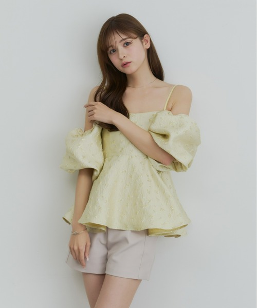 Olu.(オルドット)の「フラワージャガードペプラムビスチェ(シャツ/ブラウス・レディース・イエロー/ホワイト/ブルー・FREE)」の12枚目の写真