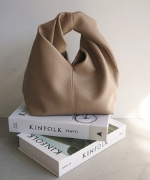 PIN（ピン）の「ツイストハンドルバッグ（ハンドバッグ）」