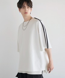 LILL（リル）の「半袖Tシャツ（Tシャツ/カットソー）」