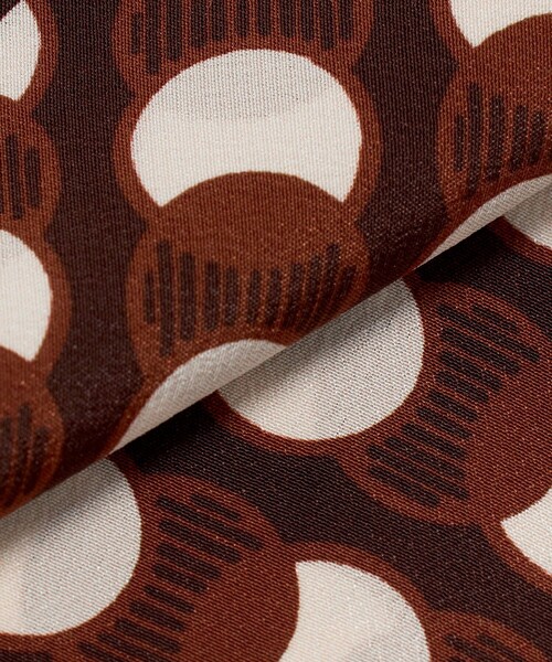 UNITED ARROWS(ユナイテッドアローズ)の「<Holliday&Brown>サークル プリント ストール(ストール/ショール・メンズ・ダークグリーン/ダークブラウン・FREE)」の6枚目の写真