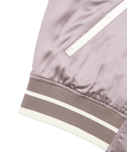CONVERSE TOKYO（コンバーストウキョウ）の「SATIN SHORT SOUVENIR