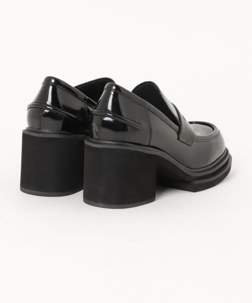 REDYAZEL（レディアゼル）の「レザーライクチャンキーヒールローファー（パンプス・レディース・ブラック・LARGE/MEDIUM）」の12枚目の写真