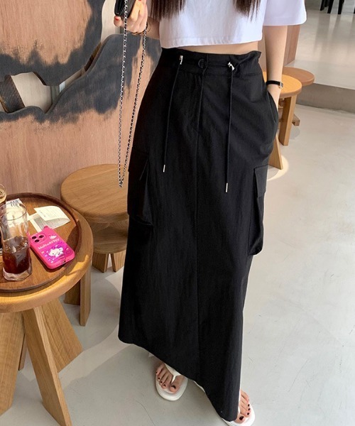 FREE STYLISTS(フリー スタイリスト)の「YUGA_YGMC High-waisted drawstring slit skirt(スカート・レディース・ホワイト/ブラック・FREE)」の2枚目の写真
