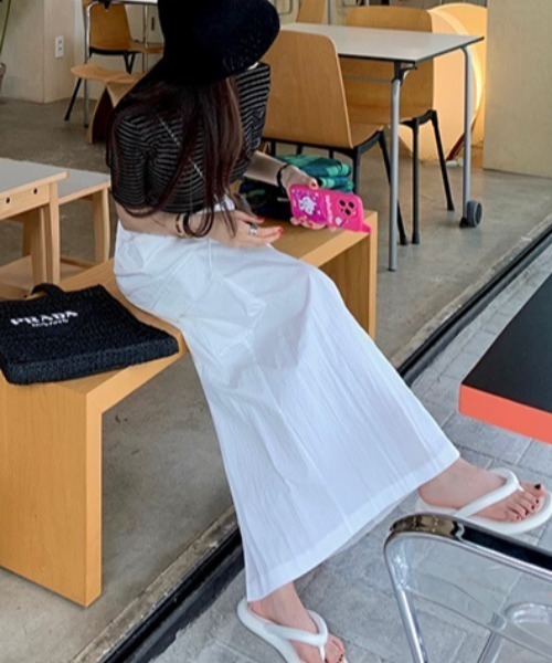 FREE STYLISTS(フリー スタイリスト)の「YUGA_YGMC High-waisted drawstring slit skirt(スカート・レディース・ホワイト/ブラック・FREE)」の16枚目の写真