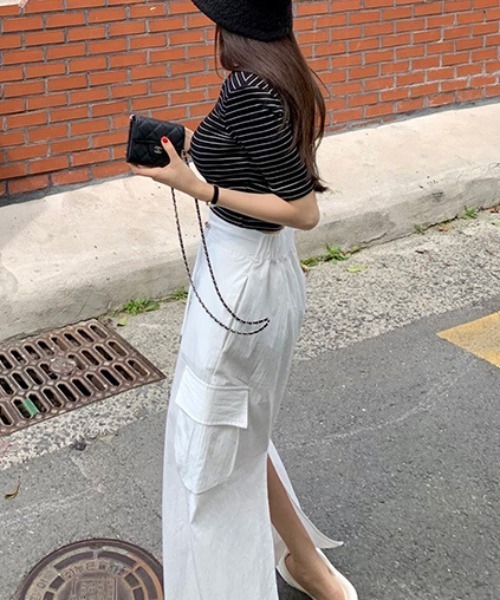 FREE STYLISTS(フリー スタイリスト)の「YUGA_YGMC High-waisted drawstring slit skirt(スカート・レディース・ホワイト/ブラック・FREE)」の7枚目の写真