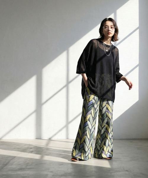 antiqua(アンティカ)の「シアーニット プルオーバー(ニット/セーター・レディース・ブラック/ブラウン系その他/カーキ/ホワイト/ホワイト系その他/ライム/レッド/チャコールグレー/コバルトブルー/ブルー系その他・ONESIZE)」の18枚目の写真