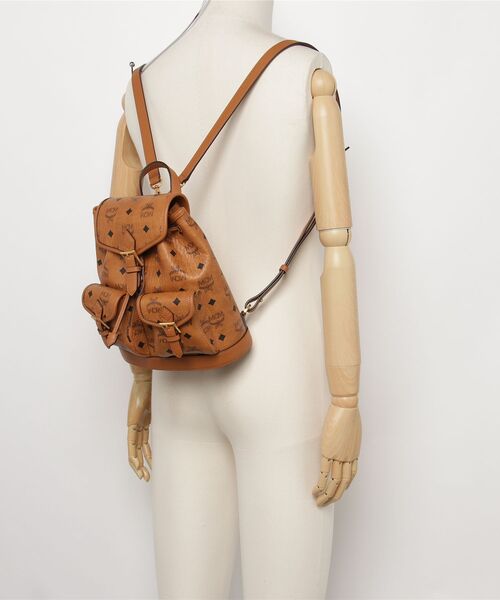 MCM（エムシーエム）の「AREN VI バックパック ミニ CO、ワンサイズ（バックパック/リュック・レディース・ブラウン・mini）」の6枚目の写真