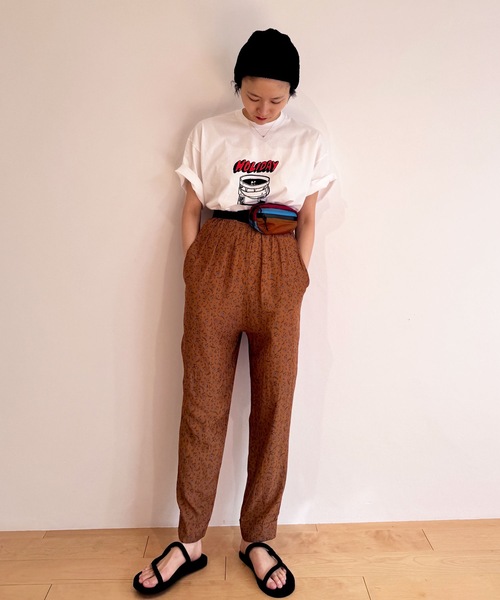 HOLIDAY(ホリデイ)の「FLOWER PRINT PANTS フラワープリントパンツ(その他パンツ・レディース・ブラウン/グレー・ONE SIZE)」の14枚目の写真