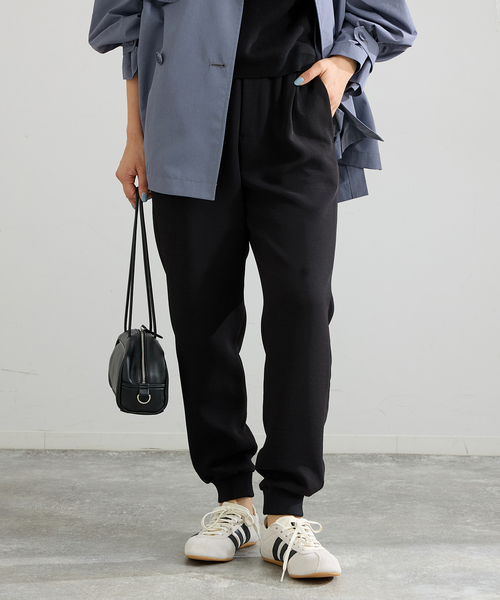 IENA(イエナ)の「《追加/洗濯機洗い可》イージージョガーパンツ(スウェットパンツ・レディース・ブラック/ホワイト・38/36)」の12枚目の写真