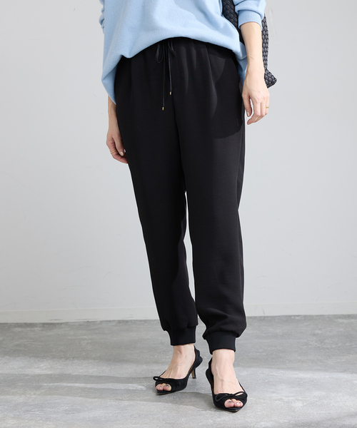 IENA(イエナ)の「《追加/洗濯機洗い可》イージージョガーパンツ(スウェットパンツ・レディース・ブラック/ホワイト・38/36)」の21枚目の写真