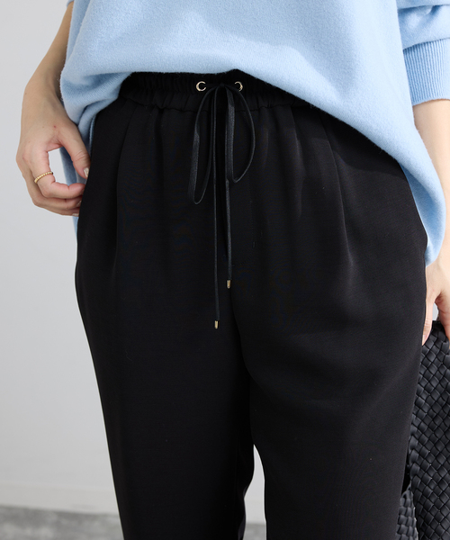 IENA(イエナ)の「《追加/洗濯機洗い可》イージージョガーパンツ(スウェットパンツ・レディース・ブラック/ホワイト・38/36)」の22枚目の写真