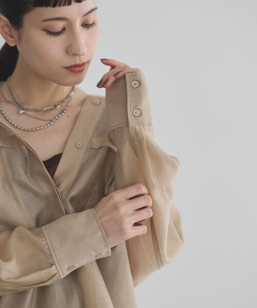 GARAGE OF GOOD CLOTHING（ガレージオブグッドクロージング）の「シアーフーディーシャツ（シャツ/ブラウス・レディース・ベージュ/ブラック・FREE）」の6枚目の写真