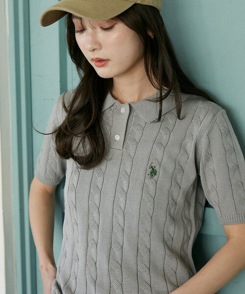 U.S. POLO ASSN.(ユーエスポロアッスン)の「U.S. POLO ASSN. × PUBLUX/ユーエスポロアッスン 別注 ケーブルニット ポロシャツ 限定展開(ポロシャツ・レディース・オフホワイト/グレー/チャコールグレー/ネイビー・フリ-)」の19枚目の写真