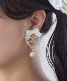 ROJITA（ロジータ）の「リボン付ダブルハートイヤリング（イヤリング）」