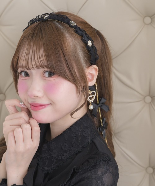 ROJITA(ロジータ)の「リボン付ダブルハートイヤリング(イヤリング・レディース・ピンク/ブラック/ホワイト・FREE)」の18枚目の写真