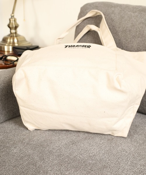 THRASHER（スラッシャー）の「THRASHER OUTPOCKET TOTEBAG（トートバッグ・メンズ・ホワイト系/ホワイト×ブラック・FREE）」の19枚目の写真