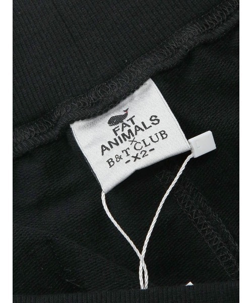 B&T CLUB（ビーティークラブ）の「ショートパンツ ハーフパンツ 短パン メンズ 大きいサイズ FAT ANIMALS クジラ総柄 ショーツ ワイド 楽 B＆T CLUB ビーアンドティークラブ（スウェットパンツ・メンズ・ブラック/ホワイト・X2(4L～5L)/X1(3L～4L)/X3(6L～7L)）」の12枚目の写真