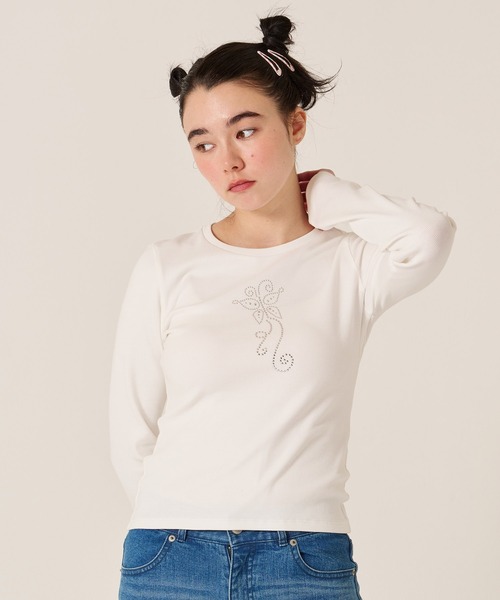 TINA:JOJUN(ティーナジョジュン)の「バタフライ スタッズ ロンT TINA:JOJUN(Tシャツ/カットソー・レディース・ネイビー/ホワイト・M)」の4枚目の写真