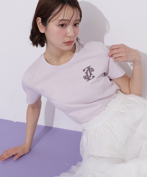 JILL by JILL STUART(ジルバイジルスチュアート)の「クロスJモチーフ刺繍ロゴTシャツ(Tシャツ/カットソー・レディース・ブルー/ピンク/ホワイト・FREE)」の3枚目の写真