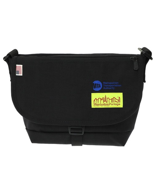 Manhattan Portage（マンハッタンポーテージ）の「Nylon Messenger Bag JR (SM) FZP LVL MTA（メッセンジャーバッグ・メンズ・ブラック・SMALL）」の4枚目の写真