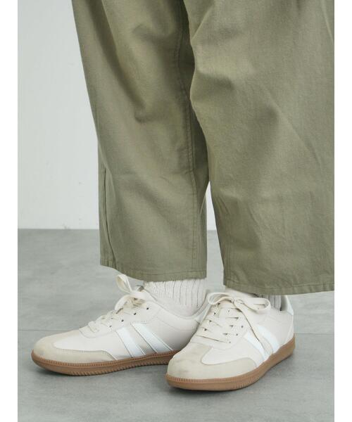 Samansa Mos2（サマンサ モスモス）の「ラインスニーカー（スニーカー・レディース・ベージュ/ブラック・M/XL/S/L）」の2枚目の写真