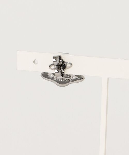 Vivienne Westwood MAN（ヴィヴィアンウエストウッドマン）の「MAN JACK SINGLE STUD（ピアス（片耳用）・レディース・ブラック・FREE）」の2枚目の写真