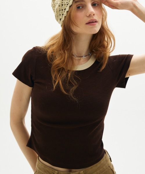 full/fill.(フルフィル)の「bicolor rib short T / バイカラーリブショートT(Tシャツ/カットソー・レディース・ブラウン/ホワイト/グレー・FREE)」の1枚目の写真