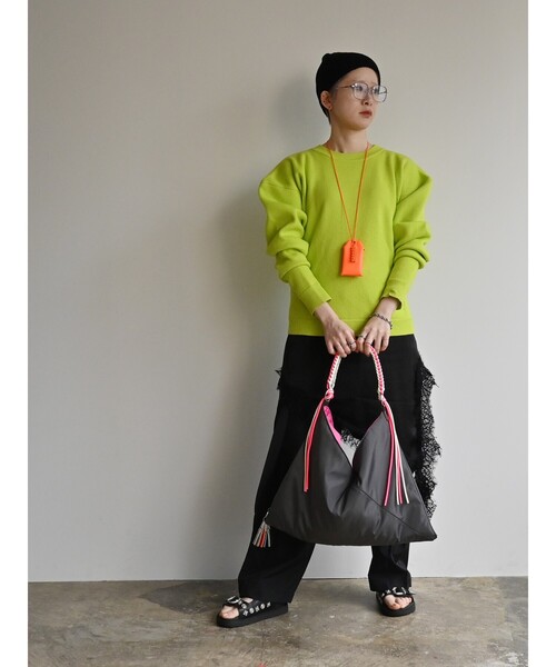 Cheek(チーク)の「【cheek/チーク】ネオンハンドルトライアングルショルダー/C26002/ショルダーバッグ/ユニセックス(ショルダーバッグ・メンズ・ブラック/グレー/キャメル・フリー)」の17枚目の写真