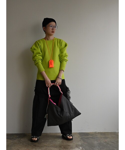 Cheek(チーク)の「【cheek/チーク】ネオンハンドルトライアングルショルダー/C26002/ショルダーバッグ/ユニセックス(ショルダーバッグ・メンズ・ブラック/グレー/キャメル・フリー)」の16枚目の写真