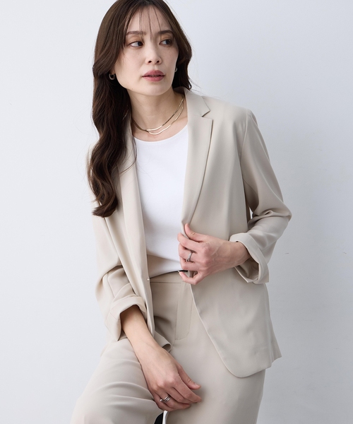 A/C DESIGN BY ALPHA CUBIC(エーシーデザインバイアルファキュービック)の「ストレッチジョーゼットテーラードジャケット【接触冷感・UVカット・吸水速乾・セットアップ対応・大きいサイズあり】(その他アウター・レディース・ベージュ/ネイビー/ブラック・9号/11号/13号/15号/17号)」の22枚目の写真