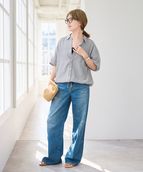 Spick & Span(スピックアンドスパン)の「リネンブレンドハーフスリーブヘムギャザーシャツ(シャツ/ブラウス・レディース・イエロー/ネイビー/マルチ・FREE)」の4枚目の写真