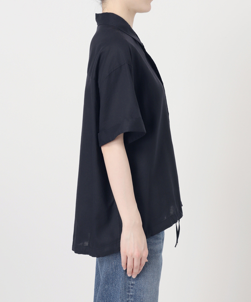 Spick & Span(スピックアンドスパン)の「リネンブレンドハーフスリーブヘムギャザーシャツ(シャツ/ブラウス・レディース・イエロー/ネイビー/マルチ・FREE)」の9枚目の写真