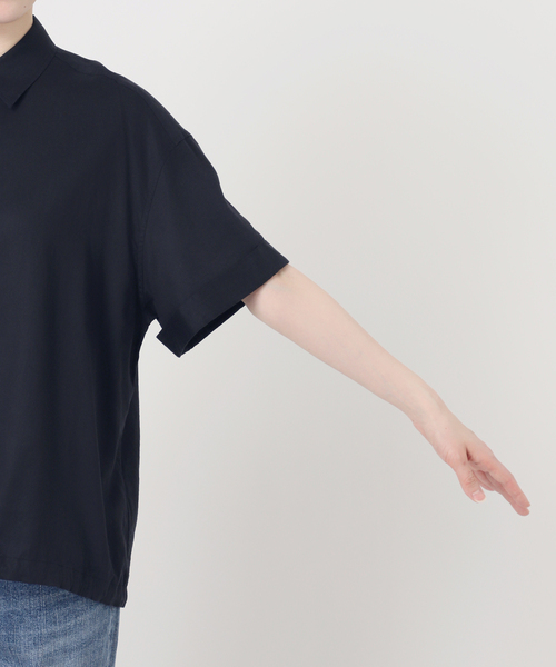 Spick & Span(スピックアンドスパン)の「リネンブレンドハーフスリーブヘムギャザーシャツ(シャツ/ブラウス・レディース・イエロー/ネイビー/マルチ・FREE)」の10枚目の写真