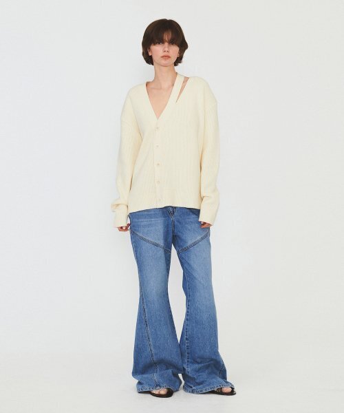 DIAGONAL(ダイアゴナル)の「UNBALANCE OVERFIT CARDIGAN (ivory)(ニット/セーター・レディース・その他・FREE)」の5枚目の写真