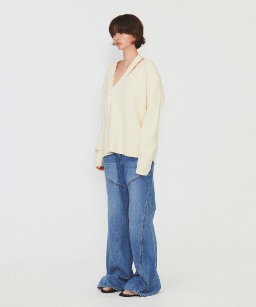 DIAGONAL(ダイアゴナル)の「UNBALANCE OVERFIT CARDIGAN (ivory)(ニット/セーター・レディース・その他・FREE)」の6枚目の写真