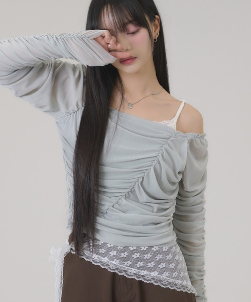 apres jour mignon(アプレジュールミニョン)の「2WAYシャーリングトップス(Tシャツ/カットソー・レディース・ライトグレー/アイボリー/ブラック・フリー/LARGE)」の3枚目の写真