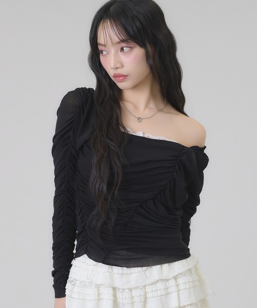 apres jour mignon(アプレジュールミニョン)の「2WAYシャーリングトップス(Tシャツ/カットソー・レディース・ライトグレー/アイボリー/ブラック・フリー/LARGE)」の1枚目の写真