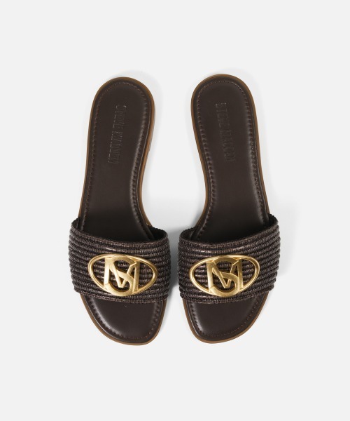 STEVE MADDEN(スティーブマデン)の「オーバルロゴモチーフフラットサンダル/S.MADDEN KORA 2.0-XS(サンダル・レディース・ブラウン/アイボリー・23.5-24/23.5cm/23.0cm/22.5cm/24.5cm/24.0cm)」の6枚目の写真