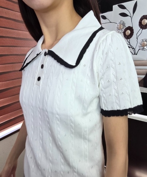 tolene(トレネ)の「【配色ポロ】襟レース フリルニットポロシャツ / レトロガーリー(ポロシャツ・レディース・ブラック/ホワイト・FREE)」の14枚目の写真